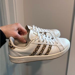 Adidas Grand Court Cloudfoam